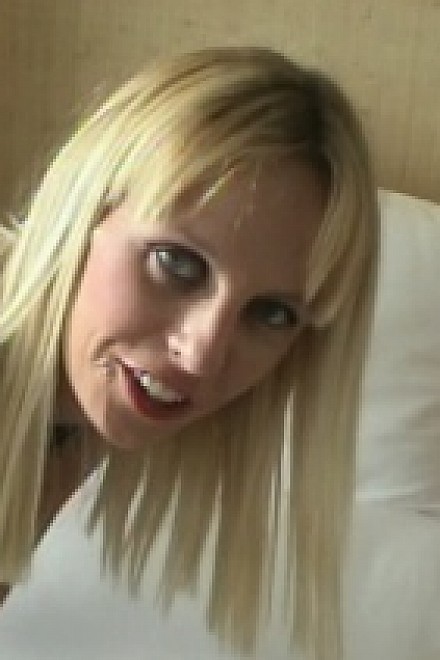 Aussy Amber